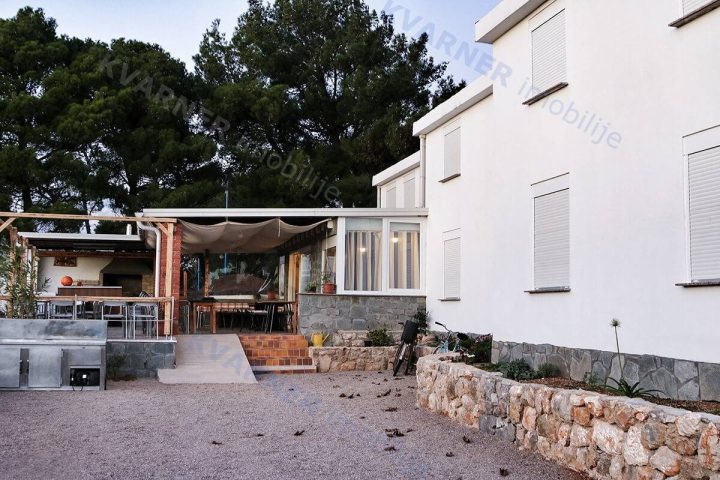 House for sale 248 m² – Punat