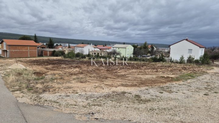 Zemljište na prodaju 920 m² – Gornji Karin