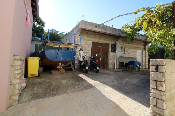 Kuća na prodaju 75 m² – Sali