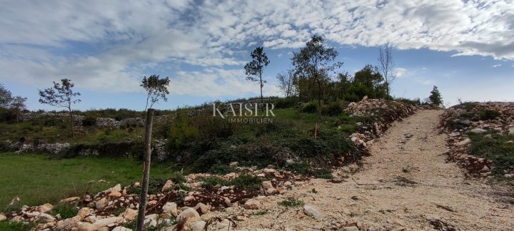 Zemljište na prodaju 574 m² – Zagore
