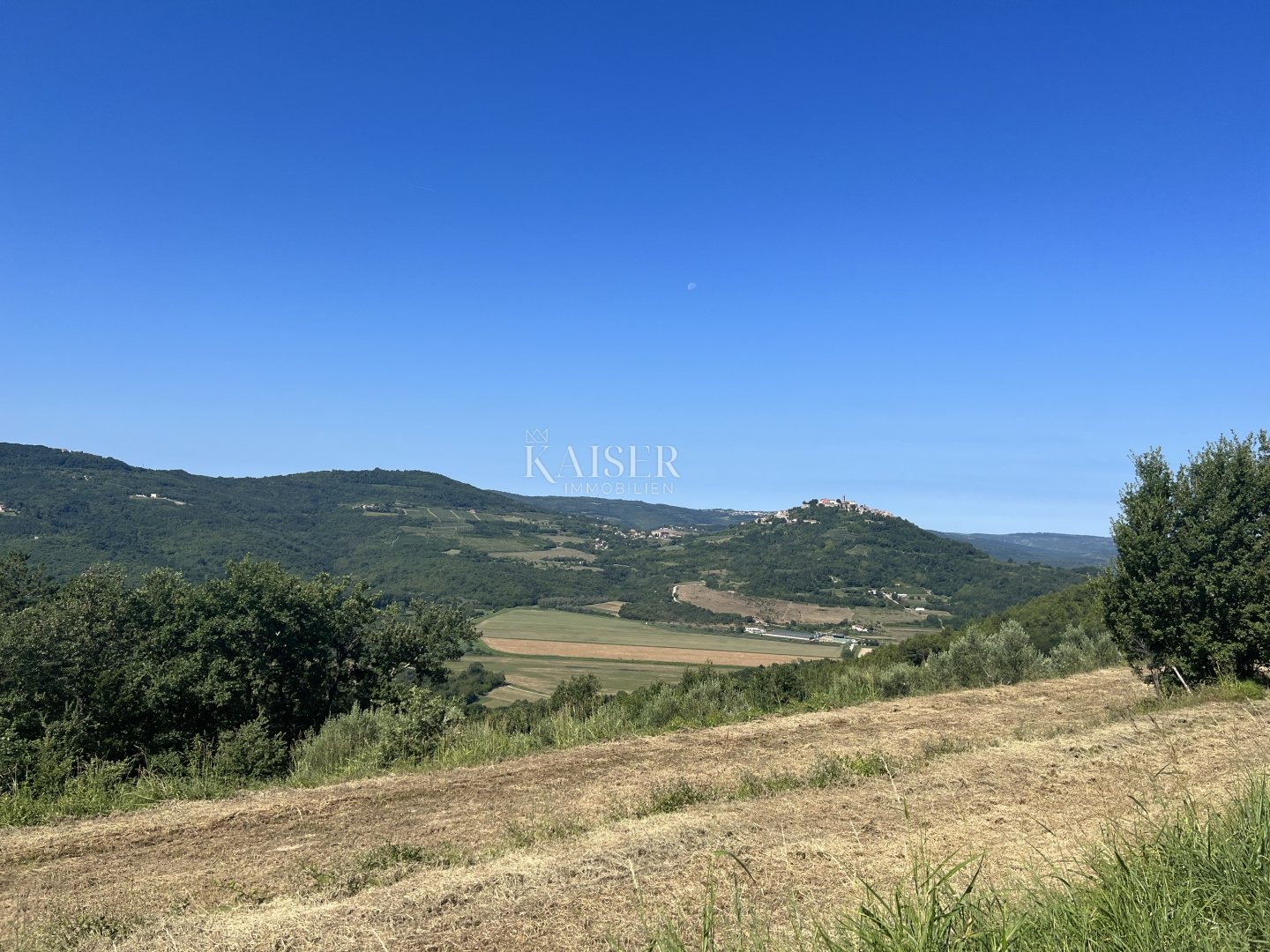 Grundstück Zu verkaufen - Istarska Motovun
