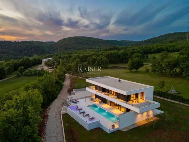 Haus zu verkaufen 682 m² – Grožnjan