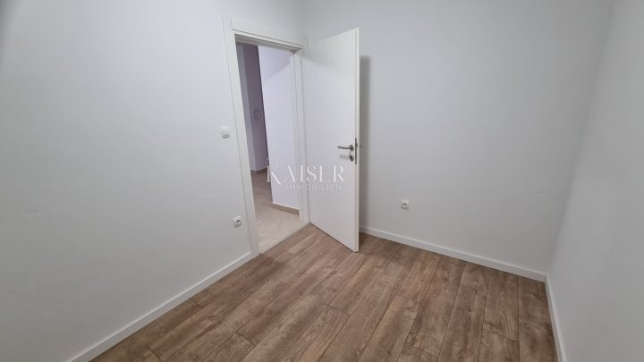 Flat For sale - Primorsko-goranska Novi Vinodolski - foto 5/14