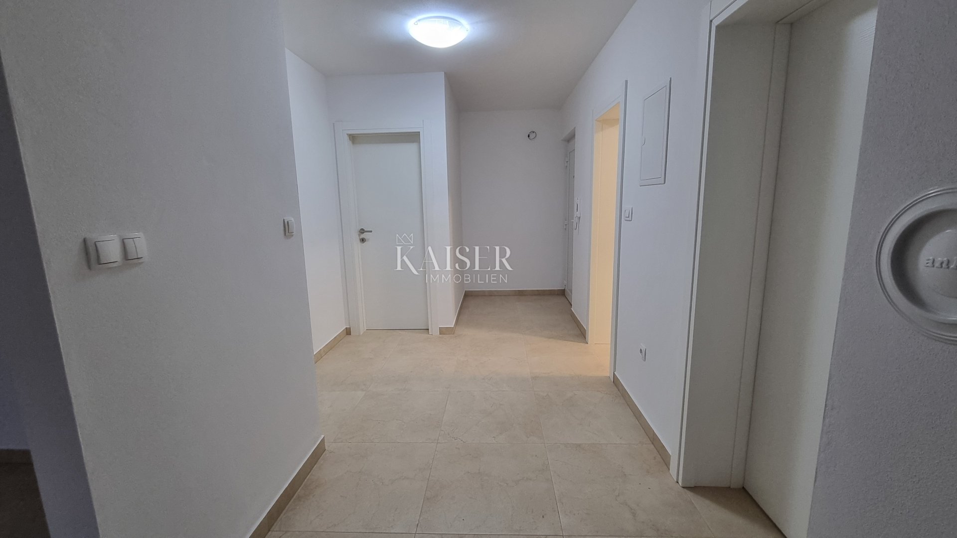 Flat For sale - Primorsko-goranska Novi Vinodolski