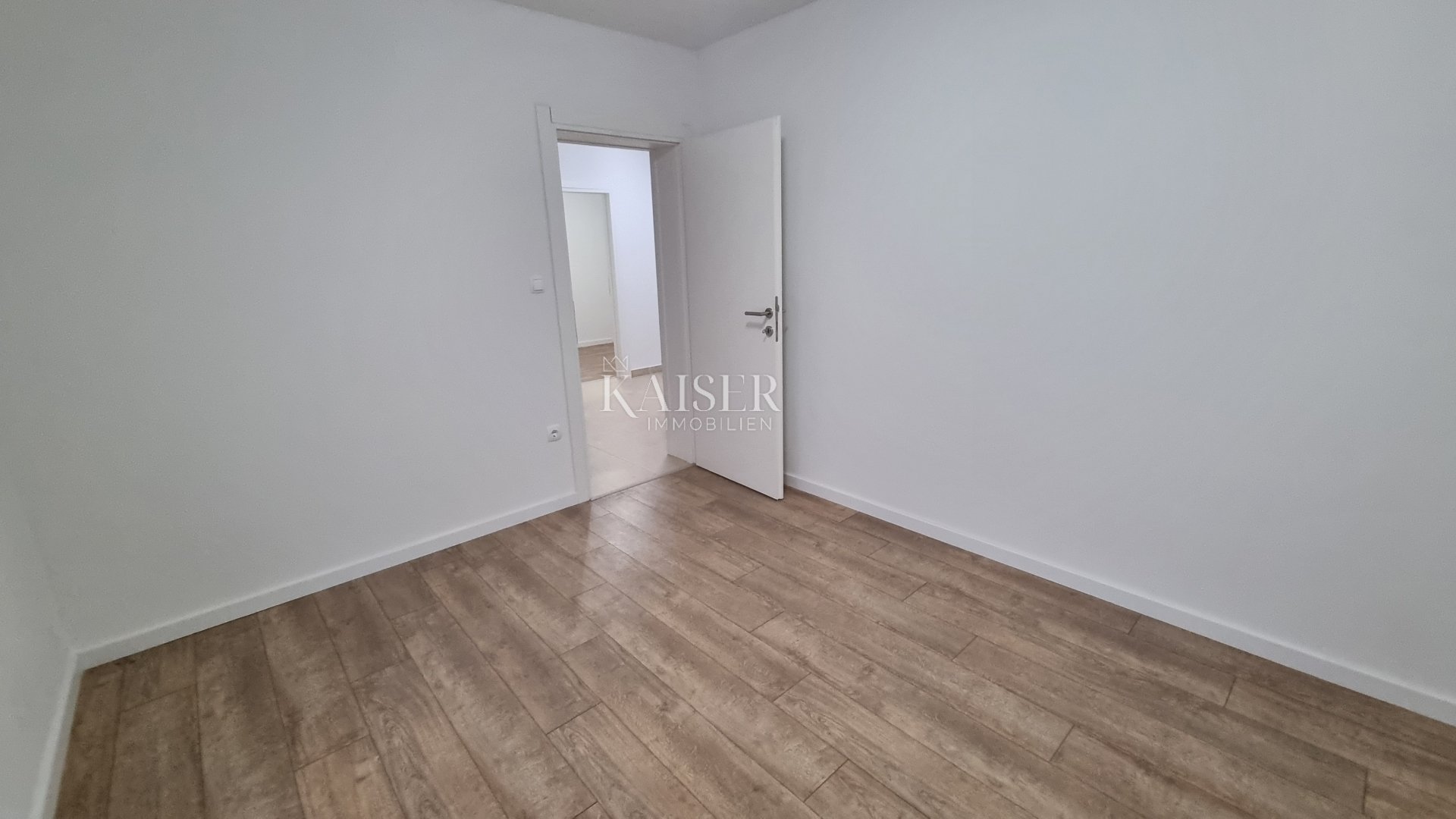 Flat For sale - Primorsko-goranska Novi Vinodolski