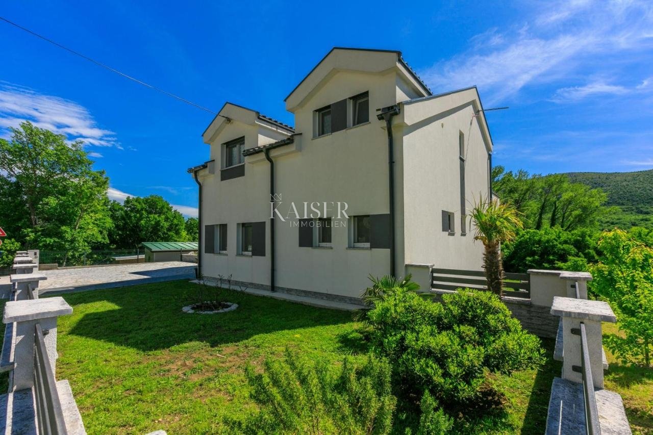 Dom Na sprzedaż - Primorsko-goranska Vinodolska Općina