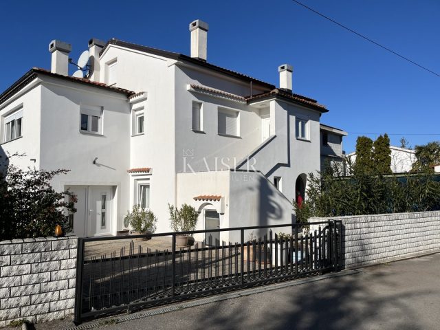 House For sale - Primorsko-goranska Malinska-dubašnica - foto 2/31