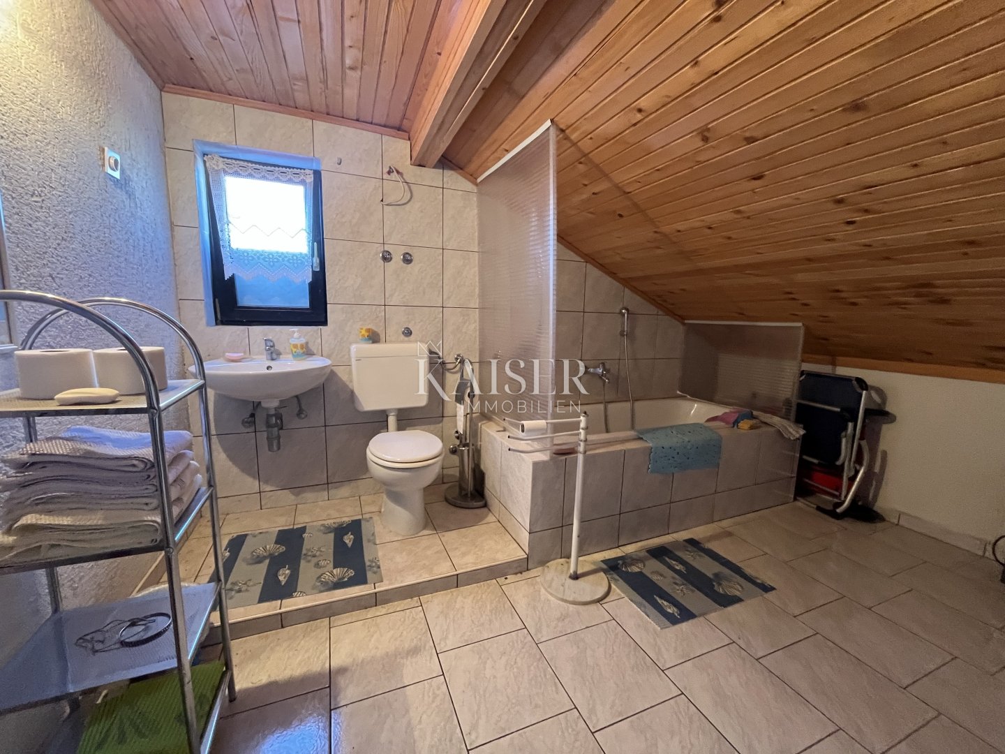 House For sale - Primorsko-goranska Malinska-Dubašnica