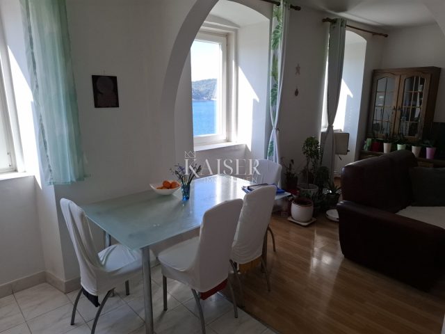 Stan na prodaju 87 m² – Mali Lošinj