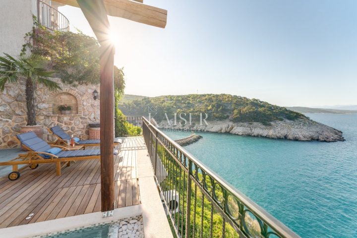 House for sale 99 m² – Vrbnik