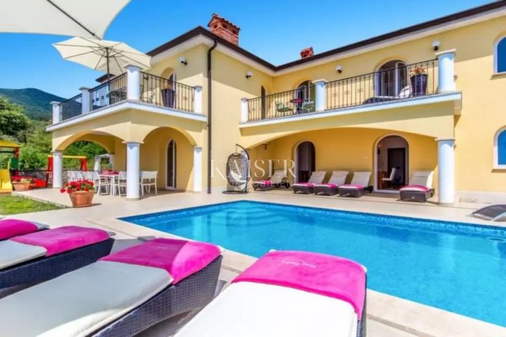 Stan za najam 160 m² – Ičići