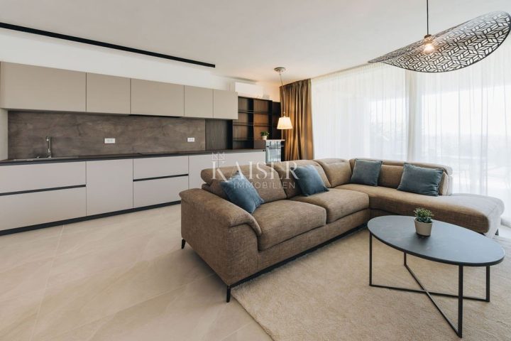 Apartment zu verkaufen 138 m² – Novigrad