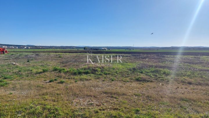 Grundstück zu verkaufen 1405 m² – Umag