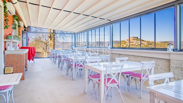 Hotel zu verkaufen 390 m² – Motovun