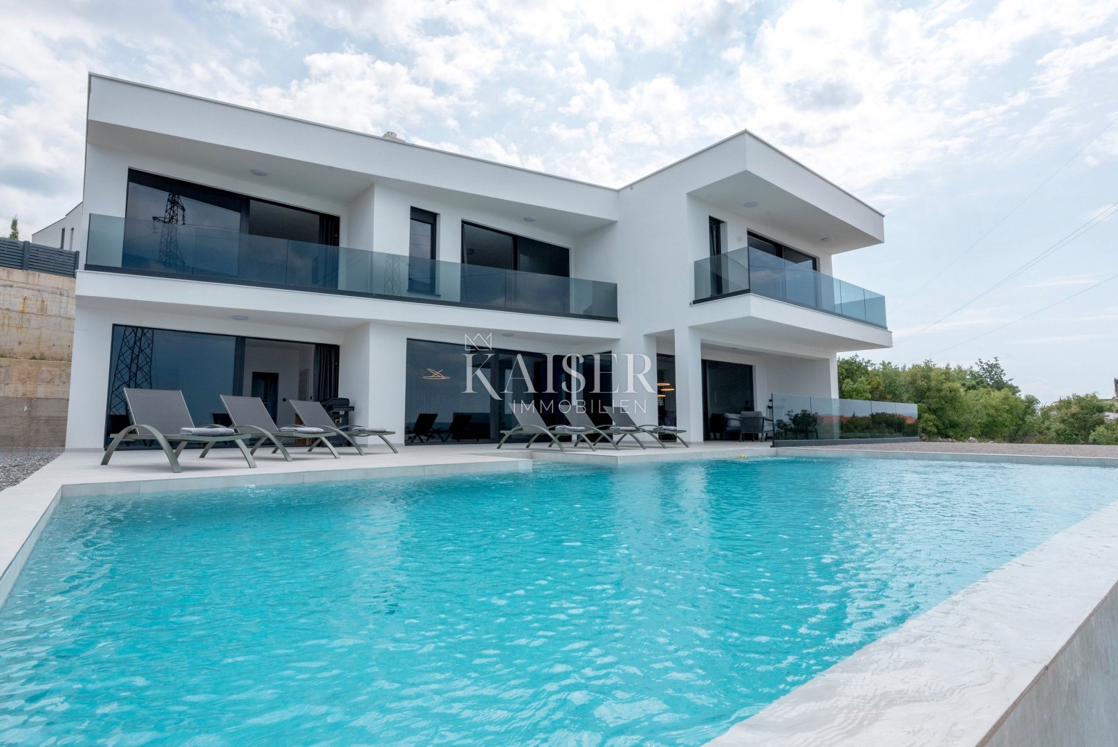 House For sale - Primorsko-goranska Crikvenica - foto 1/32