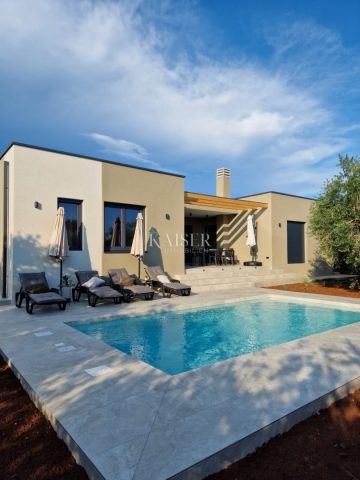 Haus zu vermieten 152 m² – Galižana