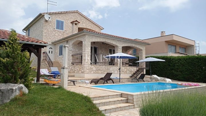 Haus zu verkaufen 162 m² – Kaštelir
