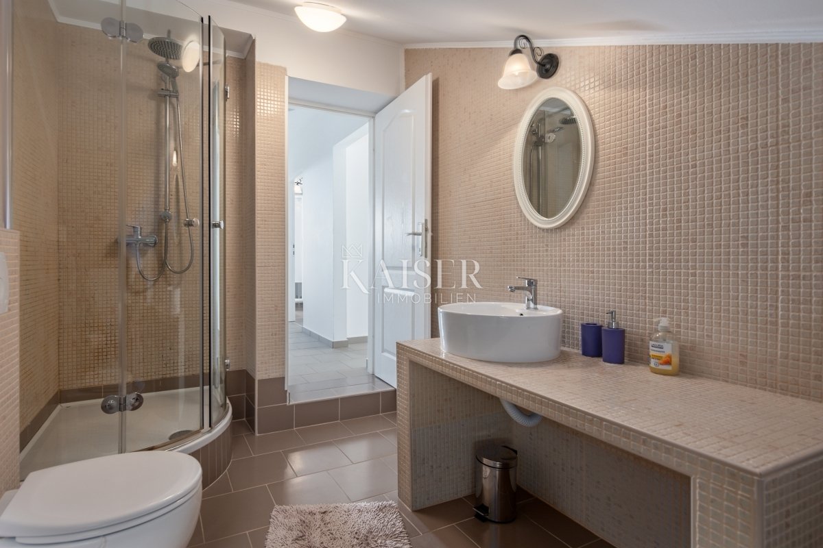 House For sale - Primorsko-goranska Vinodolska Općina