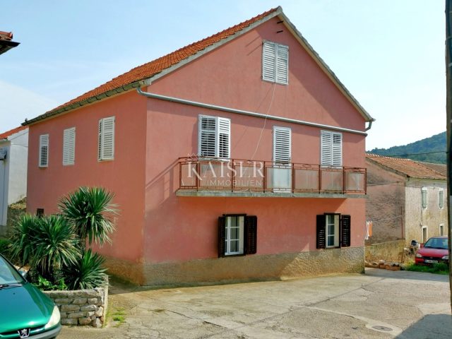 Kuća na prodaju 230 m² – Sali
