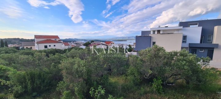 Zemljište na prodaju 526 m² – Murter