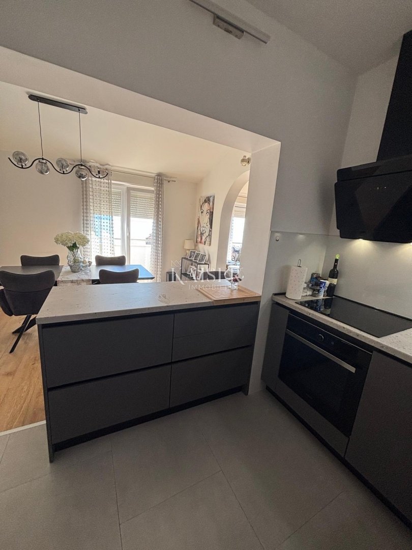 Appartement À vendre - Splitsko-dalmatinska Split