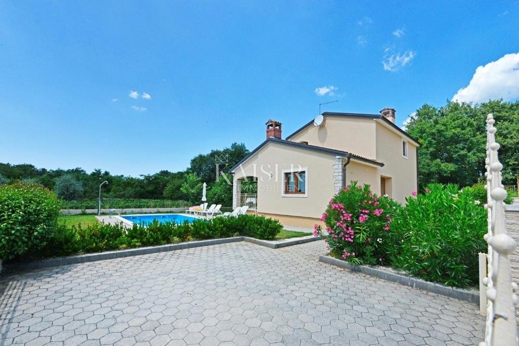 Haus Zu verkaufen - Istarska Sveti Lovreč