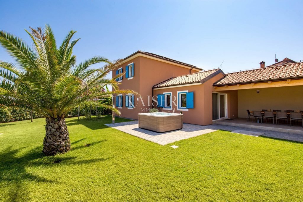 House For sale - Istarska Poreč