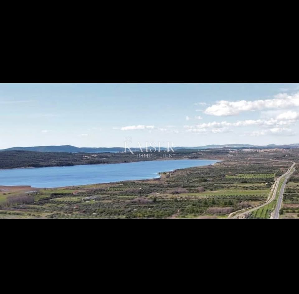 Zemljište Na prodaju - šibensko-kninska šibenik - Okolica - foto 1/2