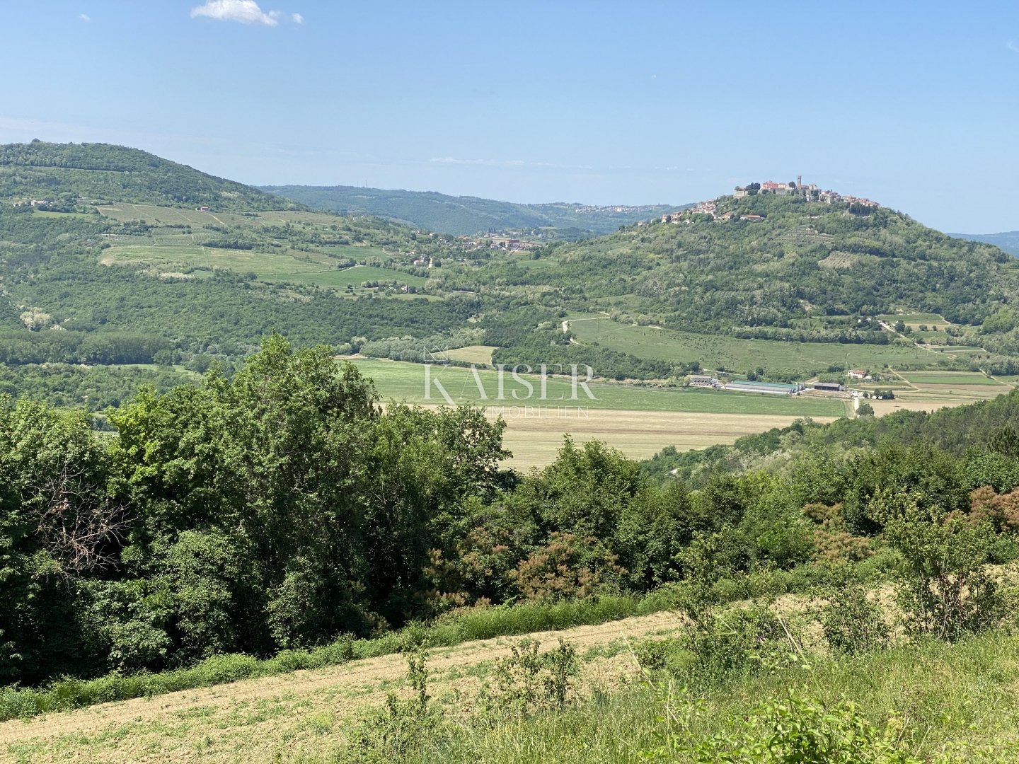 Grundstück Zu verkaufen - Istarska Motovun