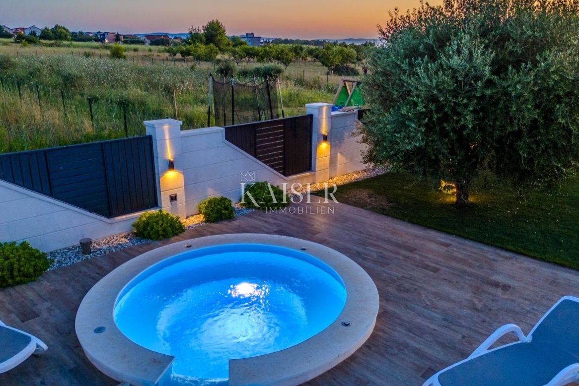 House For sale -  Privlaka