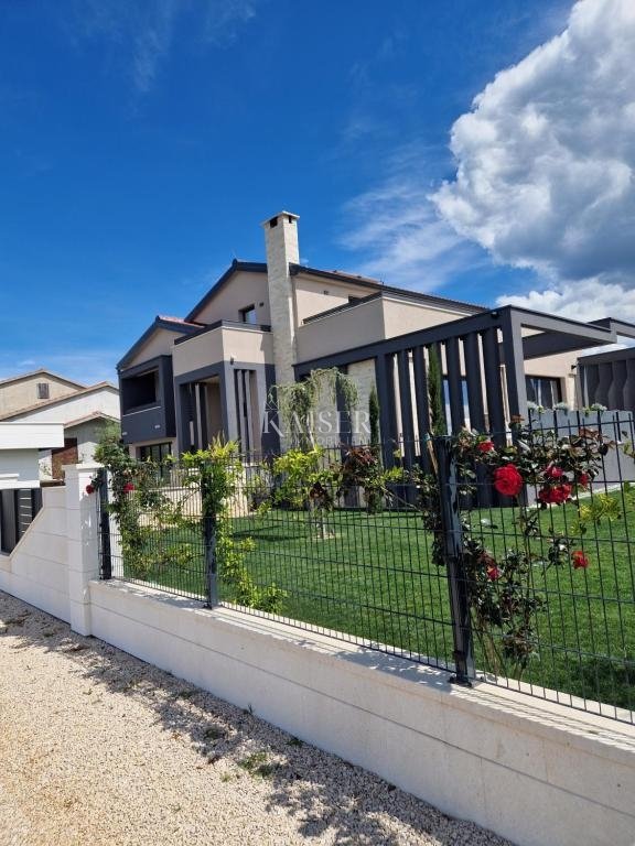 House For sale -  Privlaka