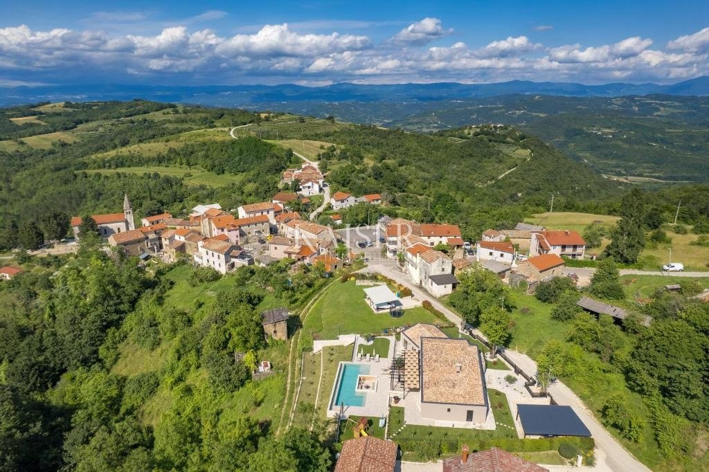 Haus Zu verkaufen - Istarska Pazin - Okolica