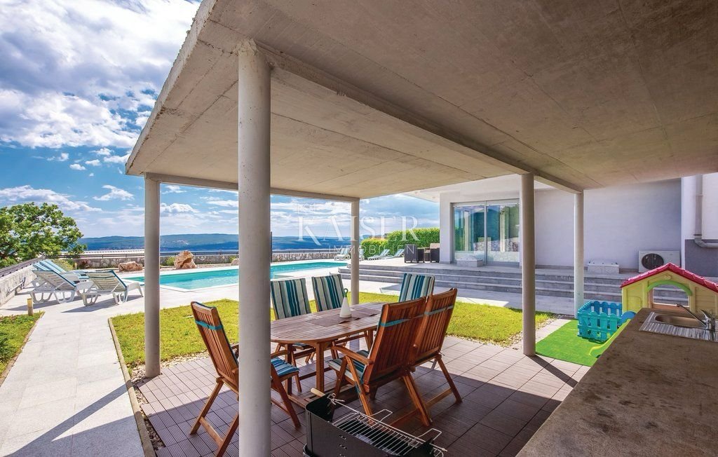 House For sale - Primorsko-goranska Crikvenica