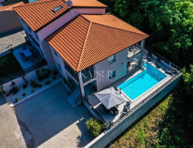 Haus zu verkaufen 160 m² – Poreč