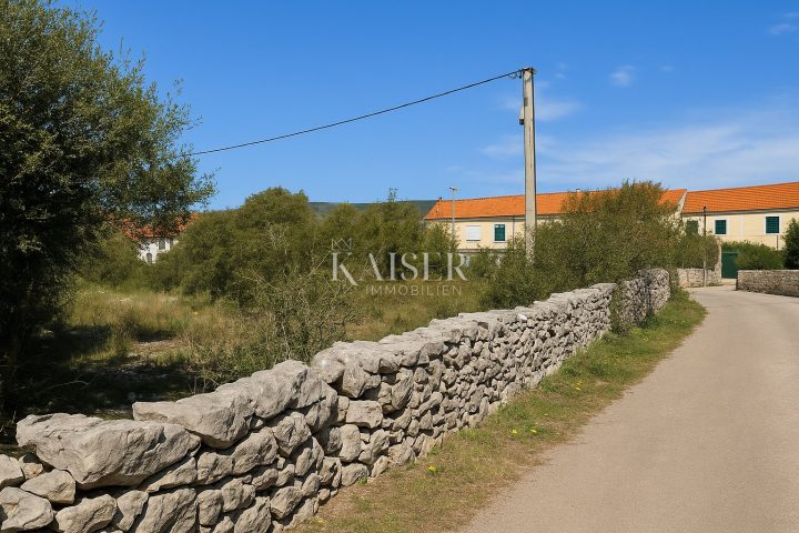 Zemljište na prodaju 1819 m² – Dubrava Kod Šibenika