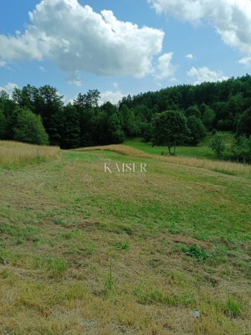 Działka na sprzedaż 1500 m² – Stari Laz