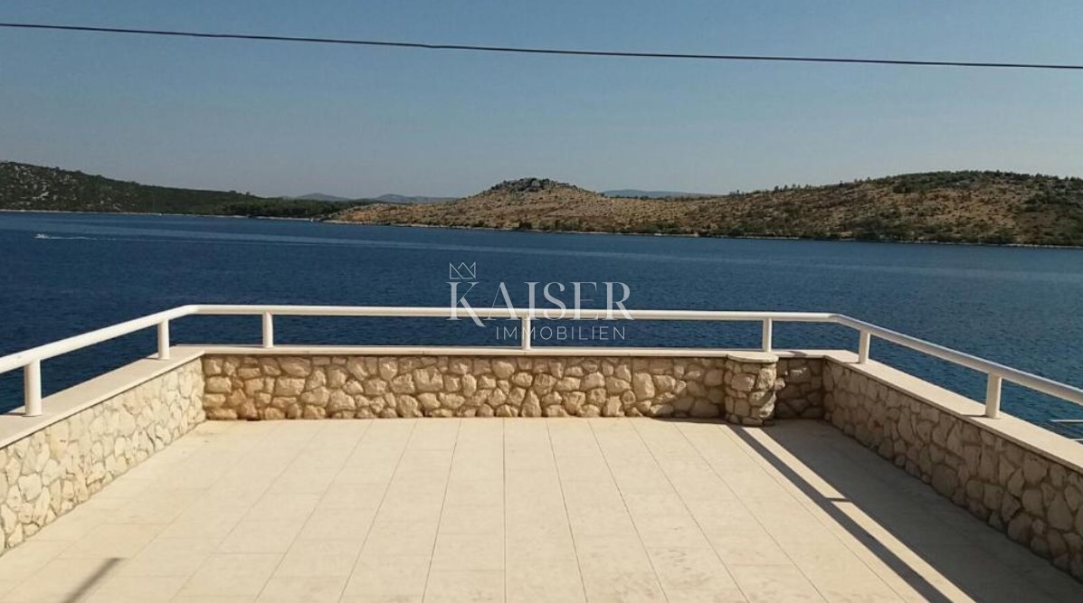 Haus Zu verkaufen - Šibensko-kninska Šibenik