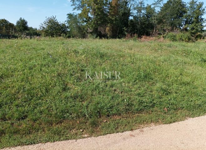 Grundstück zu verkaufen 1079 m² – Baškoti