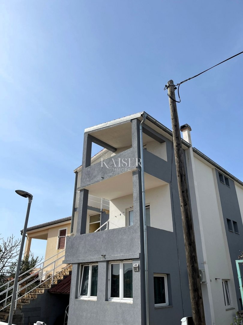 Kuća Na prodaju - Zadarska Vrsi