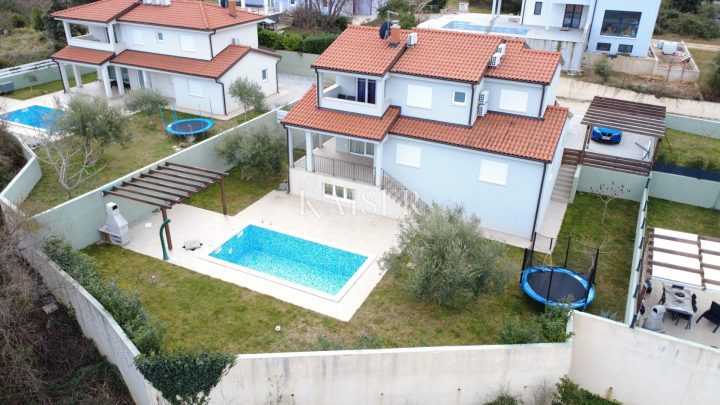 Haus Zu verkaufen - Istarska Labin - foto 3/14