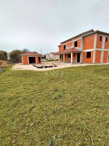 Kuća na prodaju 204 m² – Poličnik