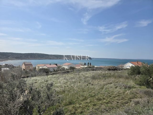 Zemljište na prodaju 1904 m² – Rtina