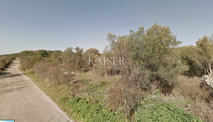 Zemljište na prodaju 504 m² – Božava