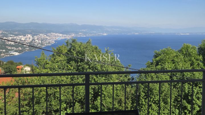 Kuća za najam 172 m² – Bregi