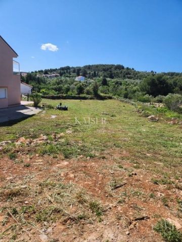 Zemljište na prodaju 650 m² – Ždrelac