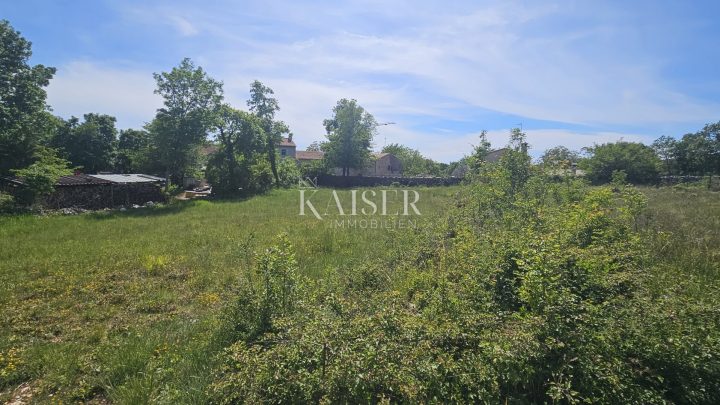 Grundstück zu verkaufen 814 m² – Makovci