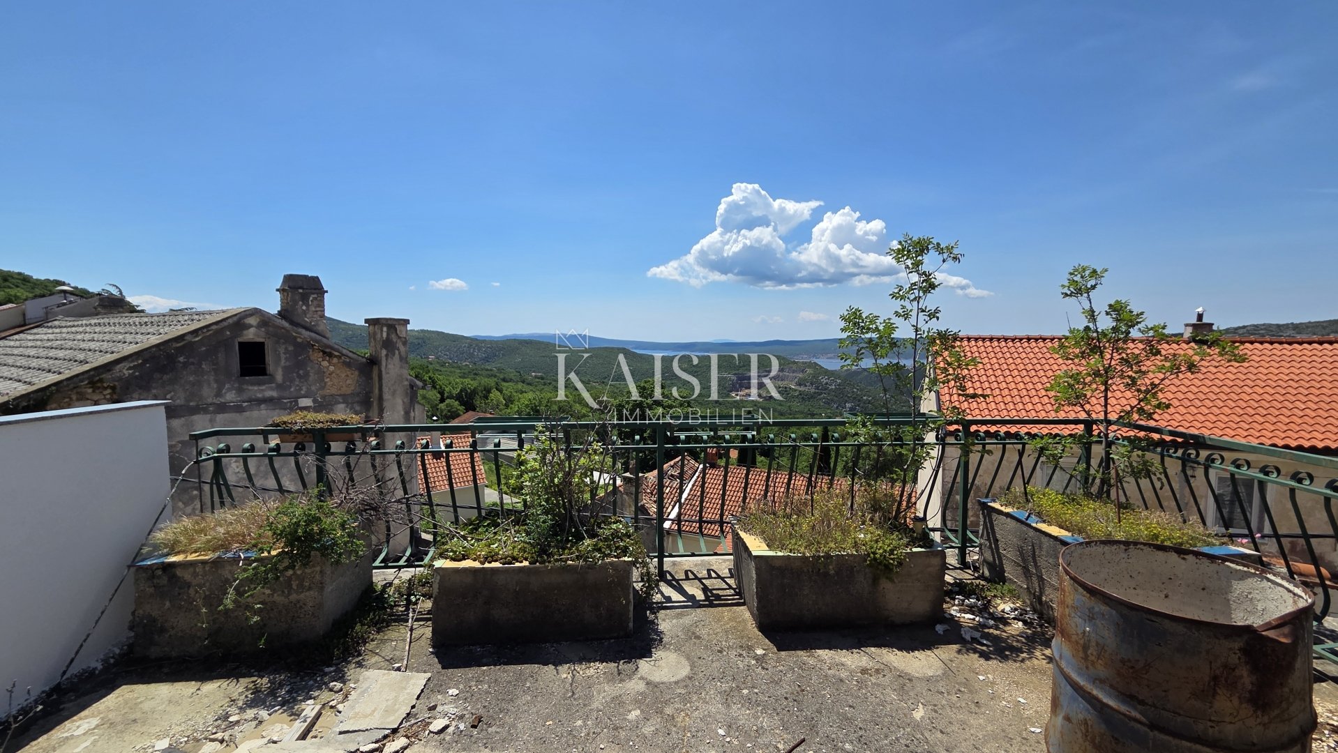 Kuća Na prodaju - Primorsko-goranska Vinodolska Općina - foto 1/12