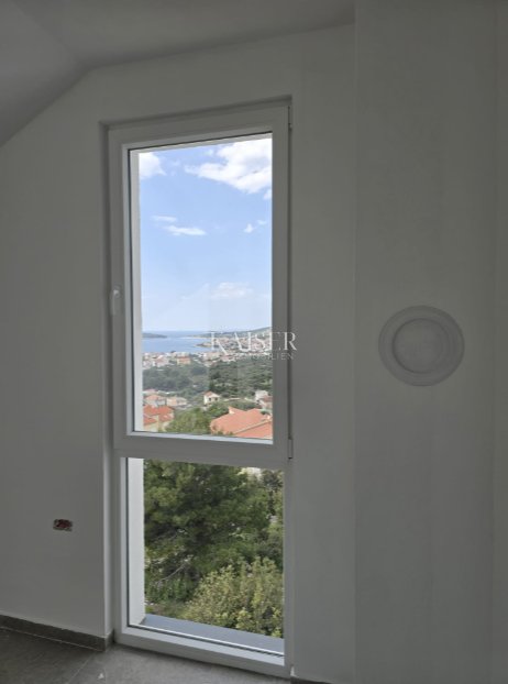 Apartment Zu verkaufen - Šibensko-kninska Rogoznica