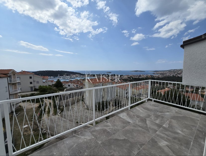 Apartment Zu verkaufen - Šibensko-kninska Rogoznica