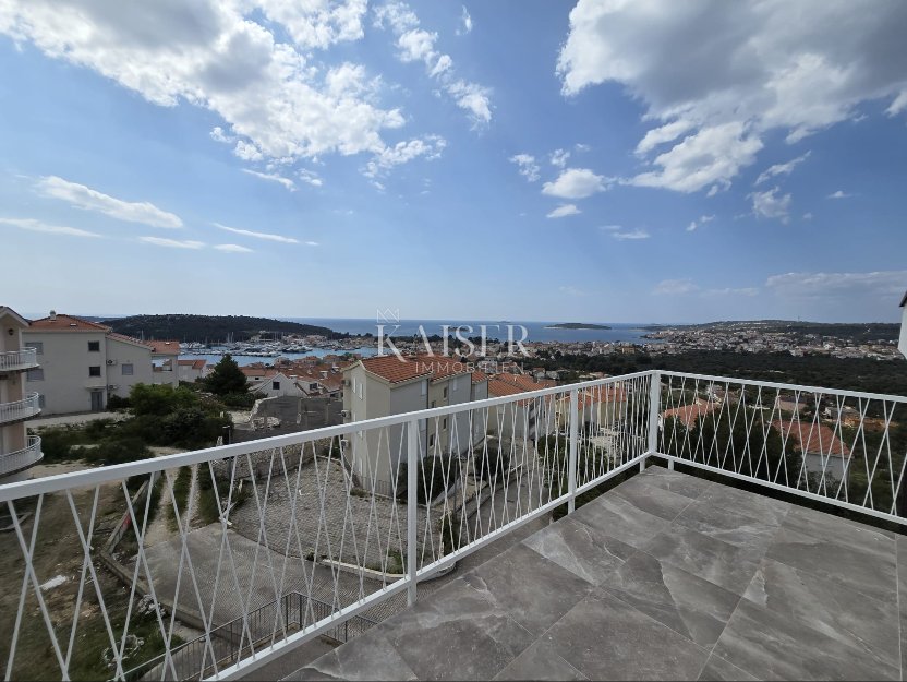 Apartment Zu verkaufen - šibensko-kninska Rogoznica - foto 1/9